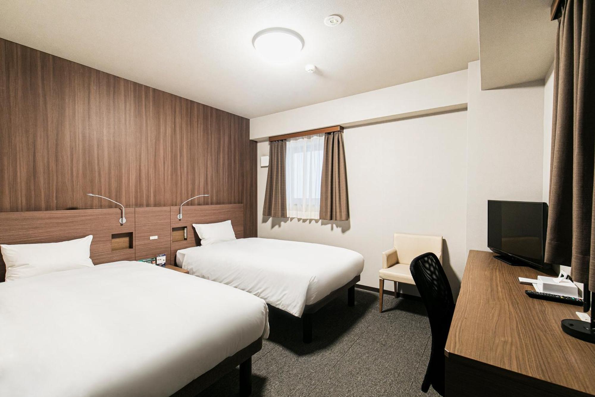 Smile Hotel Hakataekimae Fukuoka  Exteriör bild