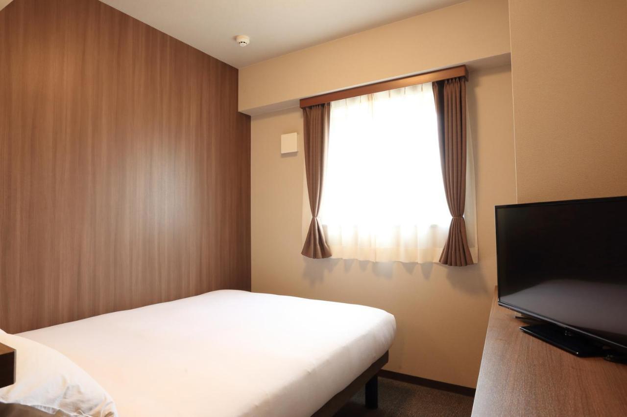 Smile Hotel Hakataekimae Fukuoka  Exteriör bild